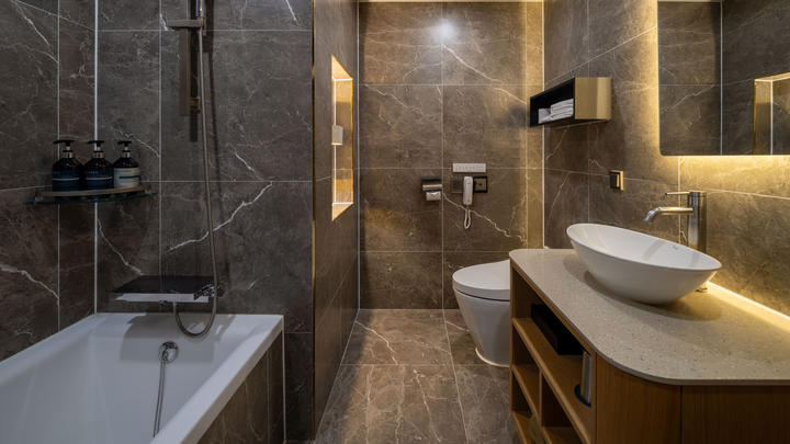 room detail thumbnail 2