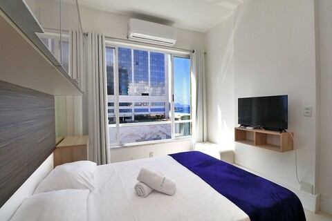 리오 스팟 홈즈 C056