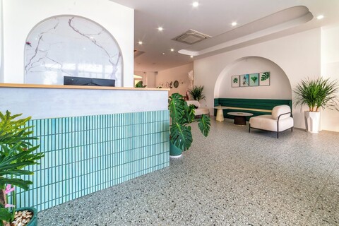 로터스 홈 힐사이드