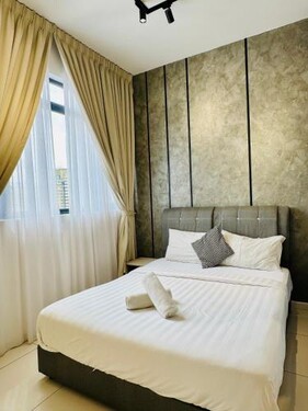 Chamber Suites Home Stay KLCC