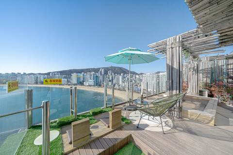 부산 광안리 더클럽호텔