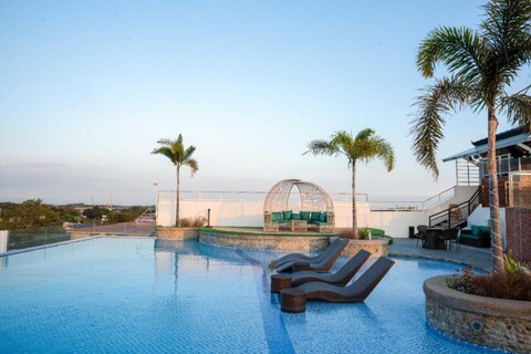 Sunday Belajandro Hotel