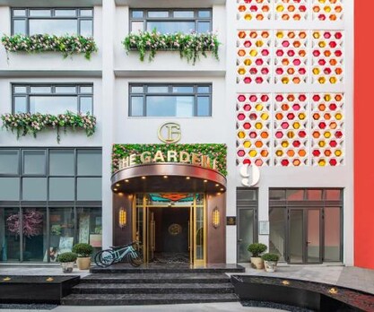 Shanghai Aifei Garden Hotel