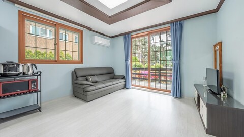 태안 몽산포랑바다랑&더쉼 펜션