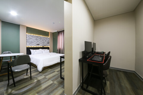 군산 호텔 린(HOTEL LIN)