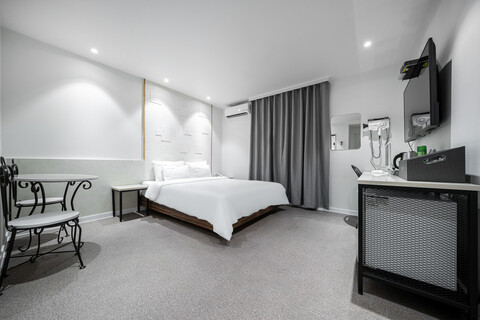 순천 호텔 써드