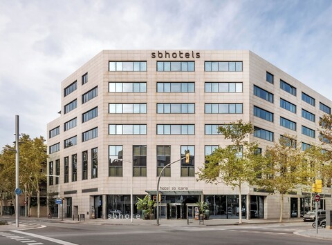 호텔  SB 이카리아