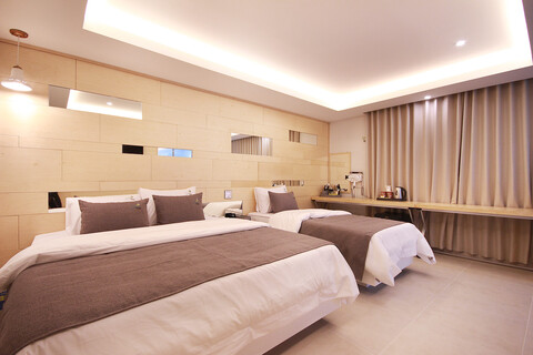 울산 KTX역 제이드