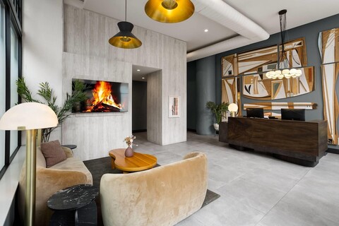 더 하이드 로프트 바이 레지드, 윈덤 레지던스