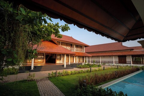 VIHARA 바이 CMK