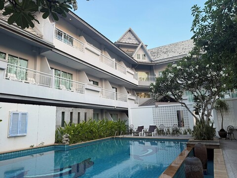 반 숙시리 호텔 후아힌