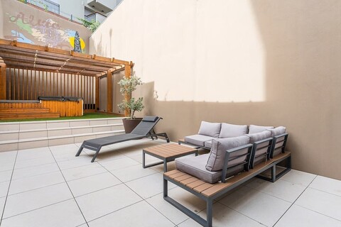 게스트레디, 알마 인빅타