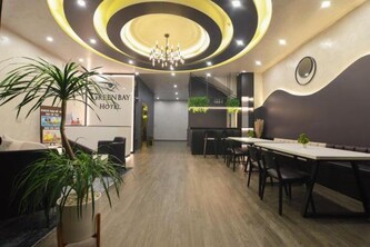 Green bay hotel Ha Long