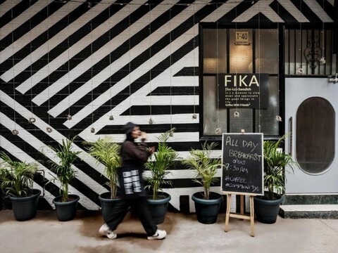 미니멀리스트 원 하우즈카스 빌리지