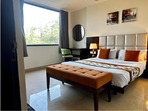 Hotel Diamond Tree At Gagan Vihar East Delhi