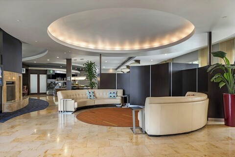 코트야드 바이 메리어트 새크라멘토 칼 엑스포