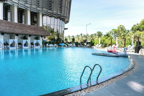 홀리데이 비치 호텔 다낭