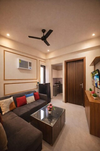 Instay 1BHK Luxury Balcony Service Apartment S47A