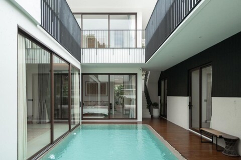 트리 오클락 풀 빌라 - 푸켓