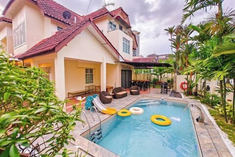 JB Town Villa by RR JBcity