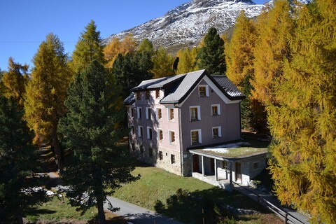 호스텔 바이 란돌린스