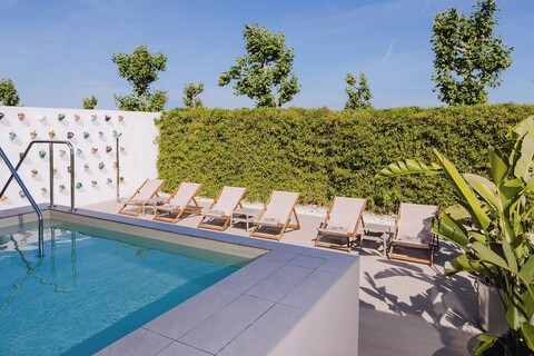 인사이드 바이 멜리아 바르셀로나 에어포트