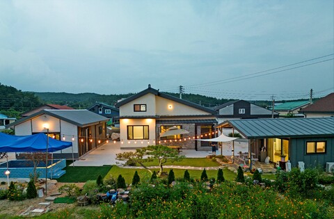 포항 사계절독채펜션