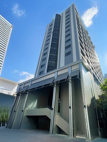 피나클 룸피니 파크 호텔