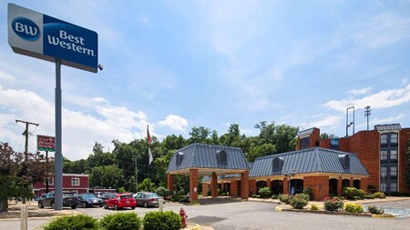 Best Western Staunton Inn