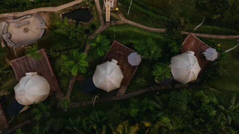 더 돔 우키란 힐스