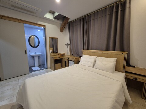 전주 전동 체크인 문방구 호텔