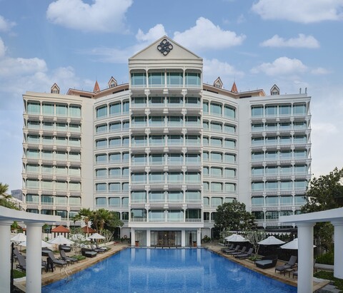 더 로버트슨 하우스 바이 더 크레스트 컬렉션