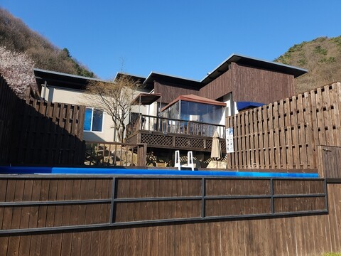 충주 페나테스풀빌라