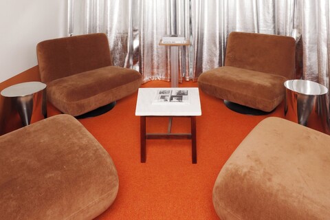 찰리 페트라 빌라 부아르케 - 소프트 오프닝