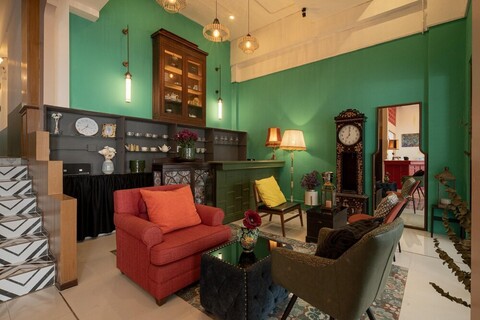 치누아 부티크 푸켓 타운