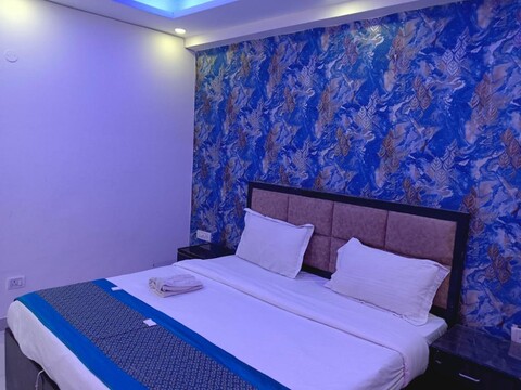 Hotel Green Suite Near Delhi Airport 