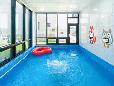 Mippeum Kids Pool Villa