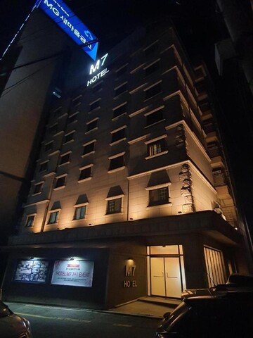 용인(기흥) M7 호텔