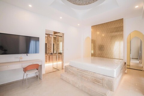 럭셔리 빌라 아이보리 V1, 라와이 푸켓