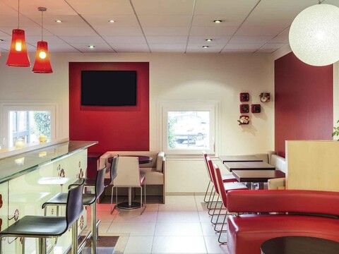 이비스 에피네 쉬르 센 제느빌리에