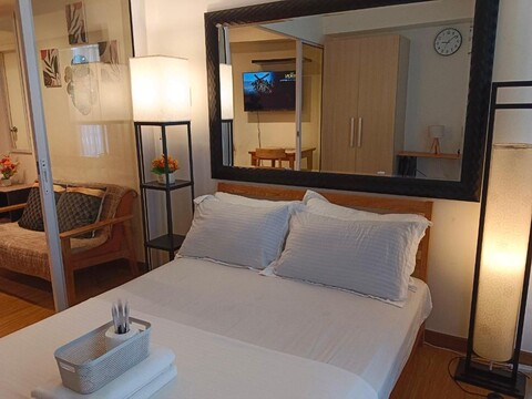 1Bedroom Condotel with balcony near Naia Bh5