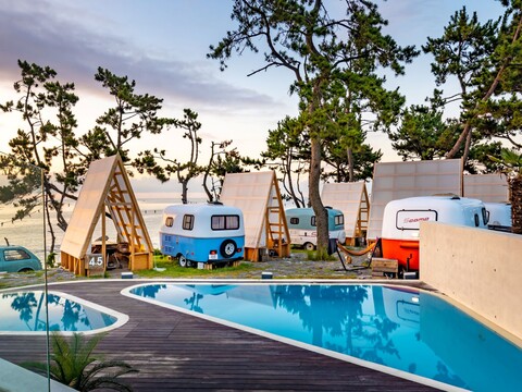 부산 더무빙카라반캠핑