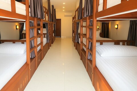 달링 펍 호스텔