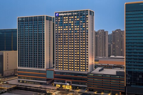 홀리데이 인 익스프레스 쿤산 하이테크 존