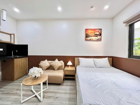 오로라 홈스테이, 응우옌 누 도 16번지