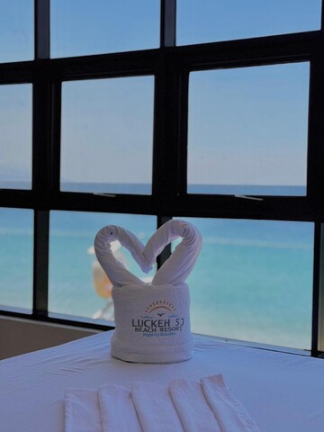 Luckeh 5J Front Beach - F2