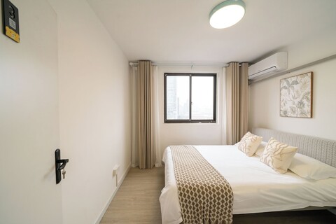 북 앤드 베드, 난징 웨스트 로드