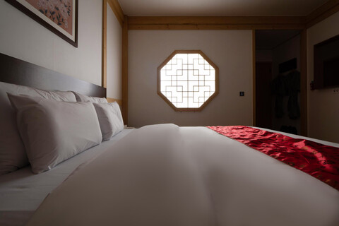 대전 유성 만월 호텔(한옥)