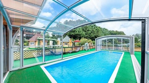 Ovely & White Pet Pension