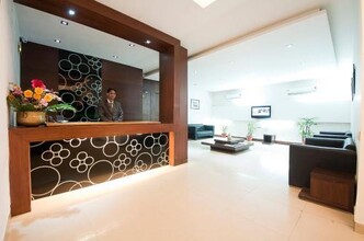 호텔 사르트학 팰리스